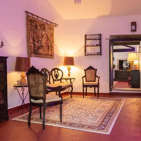 Casa Da Nossa Senhora Da Paciencia Κατάλυμα σε φάρμα Bucelas